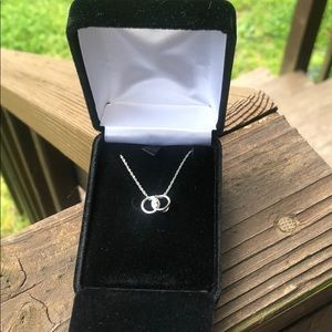 Diamond interlocking circles pendant necklace